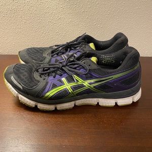Women’s ASICS Gel-neo33 running shoes size 11